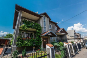 Regina Guest House  Каунас
